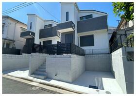 神奈川県横浜市港南区上永谷１丁目