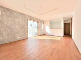 神奈川県川崎市多摩区栗谷４丁目