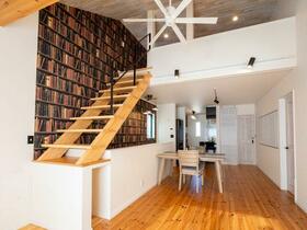 神奈川県茅ヶ崎市小和田３丁目