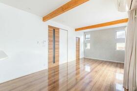 兵庫県西宮市小曽根町３丁目