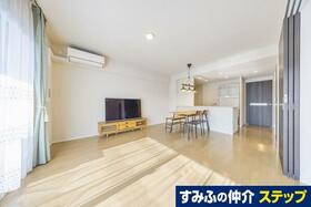 メガシティテラスＤ棟