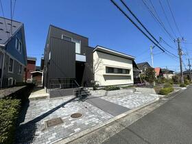 宮城県仙台市泉区紫山５丁目