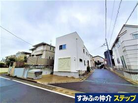 神奈川県横浜市南区平楽