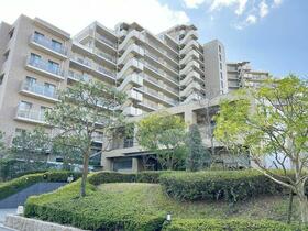 プレシア西神南