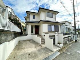 神奈川県横浜市金沢区富岡西３丁目