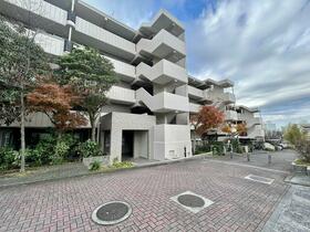 サザンヒルズ竹山　３番館