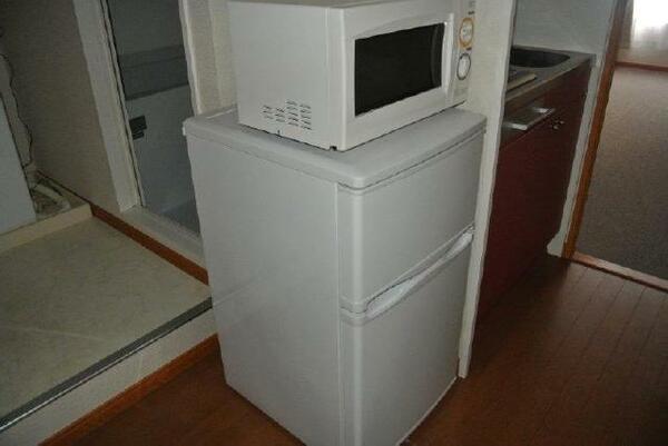 画像14:冷蔵庫、電子レンジ