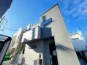 大阪府八尾市南本町４丁目