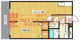 間取り：240027857711