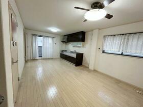 大阪府堺市堺区東湊町４丁