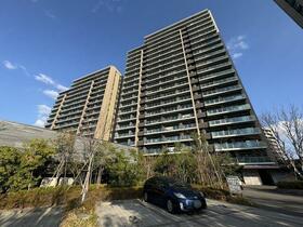 グランドメゾン浄水ガーデンシティフォレストゲートＩＩＩ