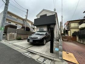 東京都三鷹市下連雀４丁目