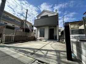 東京都三鷹市下連雀４丁目