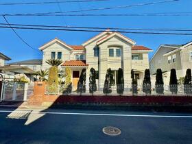 神奈川県横浜市金沢区富岡西５丁目