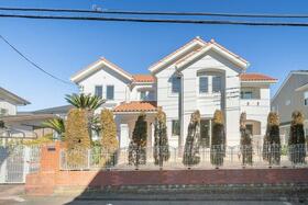 神奈川県横浜市金沢区富岡西５丁目