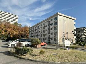 泉北宮山台団地　２−１号棟