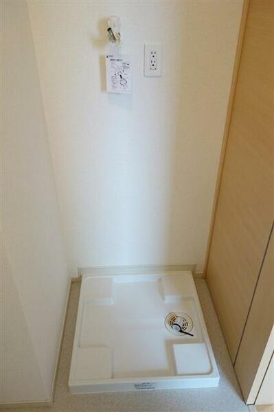 画像11:室内に防水パン付き洗濯機置き場完備♪