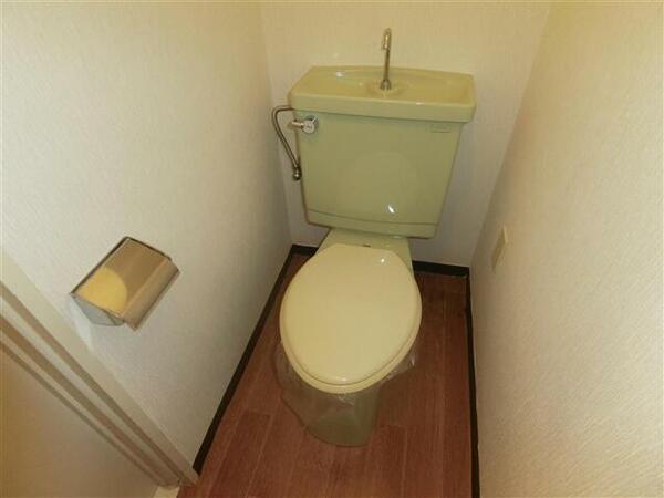 画像7:お掃除の簡単な洋式トイレです♪