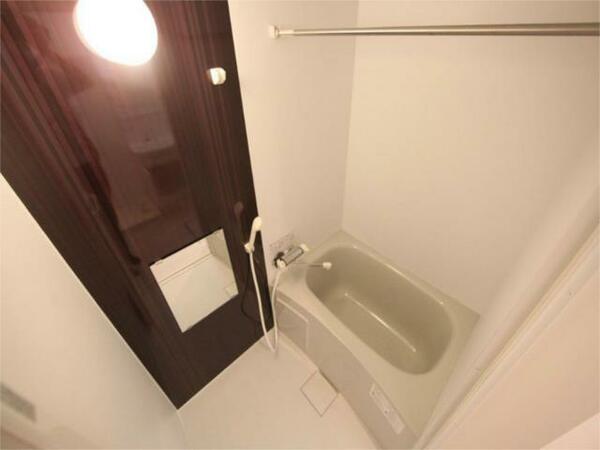 画像5:浴室暖房乾燥機バスルーム