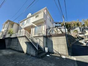 神奈川県藤沢市白旗３丁目