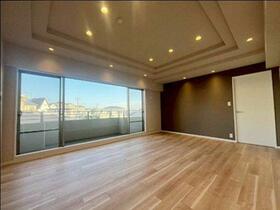 メゾン苦楽園桜町