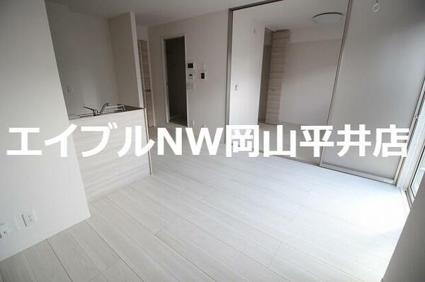 ＳｈｉｎｅＰｅａｃｅ｜岡山県岡山市中区今在家(賃貸アパート3LDK・2階・63.63㎡)の写真 その3