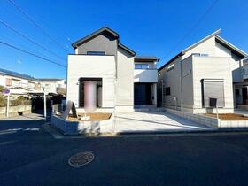 埼玉県所沢市中新井３丁目