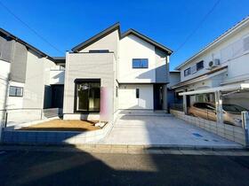 埼玉県所沢市中新井３丁目