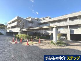 メゾン雲雀丘花屋敷