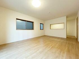 埼玉県新座市片山３丁目