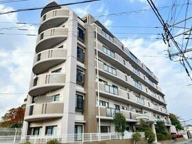 サングレート春日