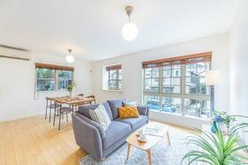 神奈川県横浜市神奈川区六角橋５丁目