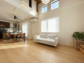 東京都世田谷区中町３丁目