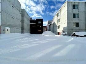 北海道札幌市白石区東札幌三条４丁目