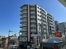 フェミネンス大津石山駅前