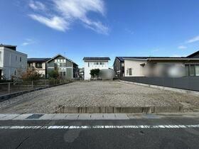 愛知県稲沢市陸田宮前１丁目