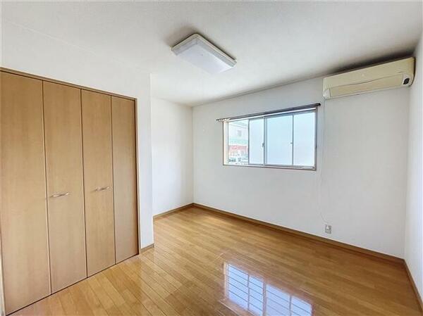 apartment 福島県伊達郡川俣町大字鶴沢字油田
鶴沢の賃貸情報を見る
物件地図