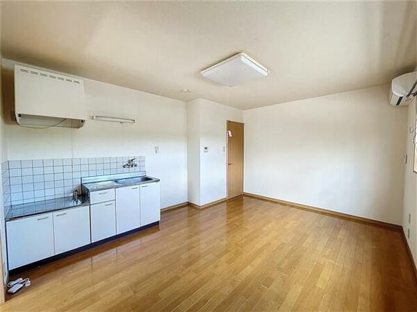 apartment 福島県伊達郡川俣町大字鶴沢字油田
鶴沢の賃貸情報を見る
物件地図