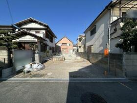 大阪府堺市西区浜寺諏訪森町東３丁