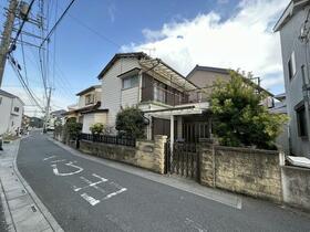 埼玉県草加市両新田東町