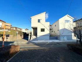 埼玉県所沢市中新井４丁目