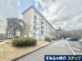 箕面粟生第二住宅第３号棟