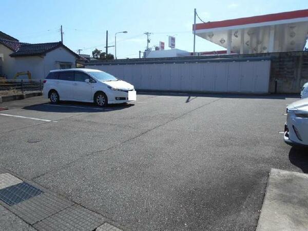 画像4:平面駐車場☆
