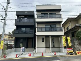 広島県安芸郡府中町鹿籠２丁目