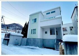 北海道札幌市中央区宮の森二条１６丁目