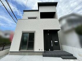 兵庫県伊丹市美鈴町３丁目