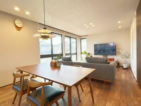 神奈川県横浜市旭区中沢２丁目