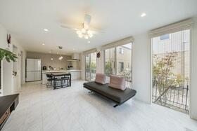 大阪府箕面市森町南２丁目