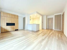 ローレルタワー堺筋本町