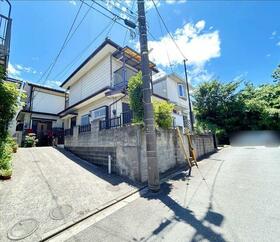 神奈川県横浜市鶴見区獅子ケ谷１丁目